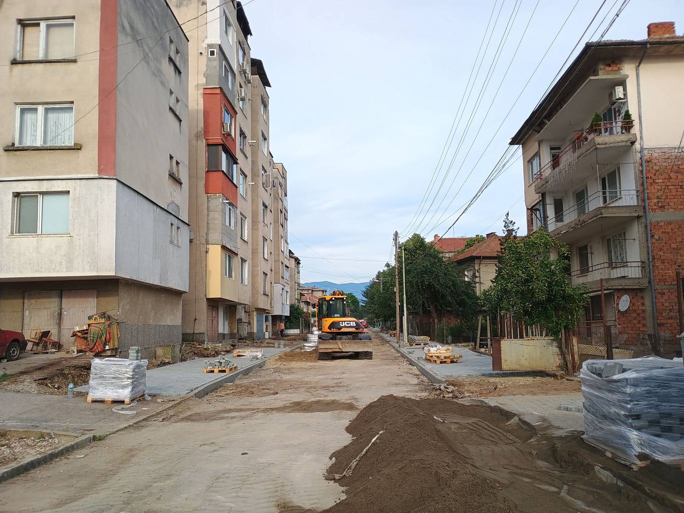  Ремонт на улица в Мездра 